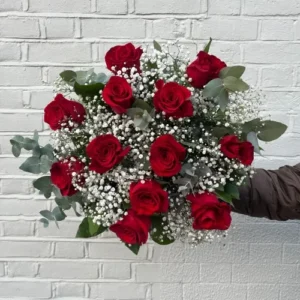 Rose Amor premium 70cm long stem rose bouquet dome arrangement